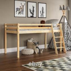 Lit superposé triple couchage en bois massif avec lit mezzanine, bureau et échelle pour enfants en pin.